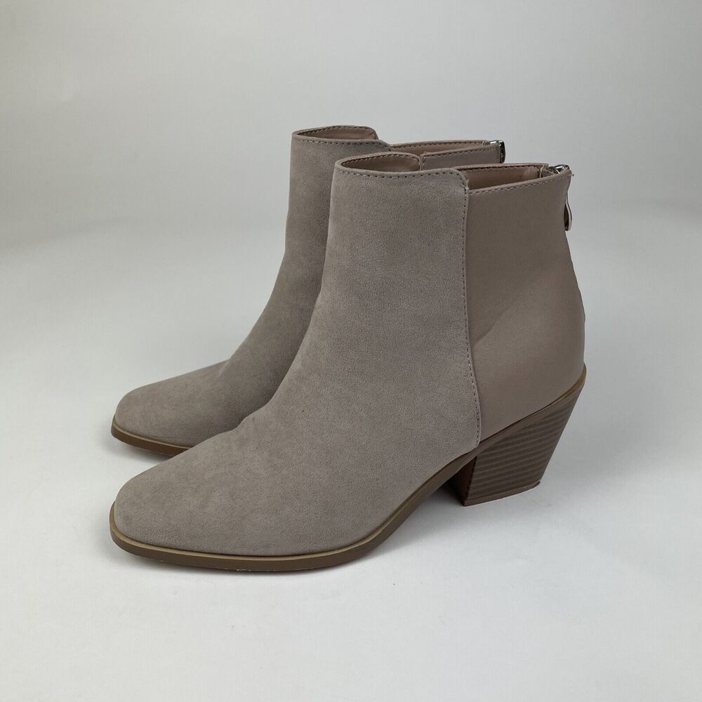 Shoedazzle Tan Booties - Stylish & Chic - Size 6